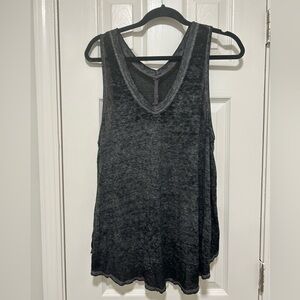 Free People. Burnout distressed tank. Size L.
